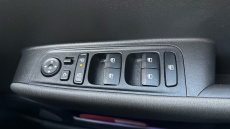 Hyundai INSTER 85kW 02 49kWh 5dr Auto Electric Hatchback